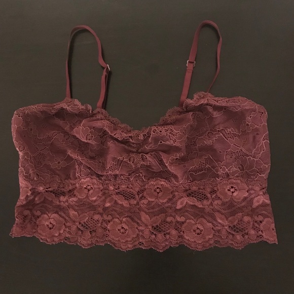 UO Sparkle & Fade Scallop Lace Bralette 💘 - Picture 2 of 5